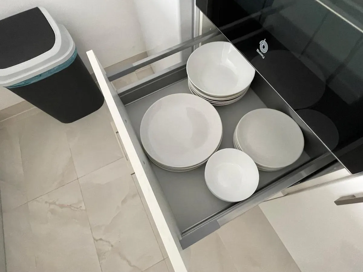 אדחה Modern 2-Bedroom Apartment With Stunning View ספרד