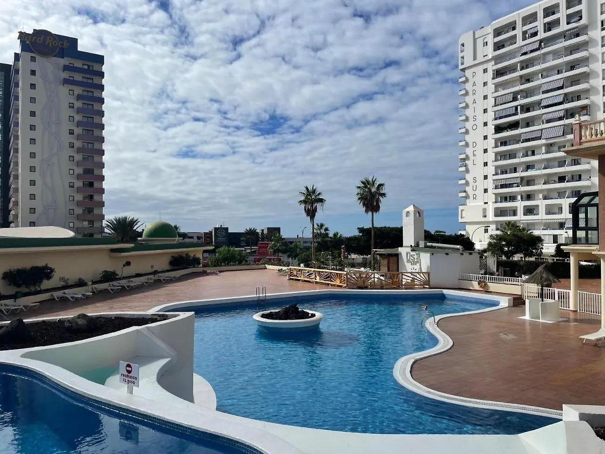 אדחה Modern 2-Bedroom Apartment With Stunning View 0*,