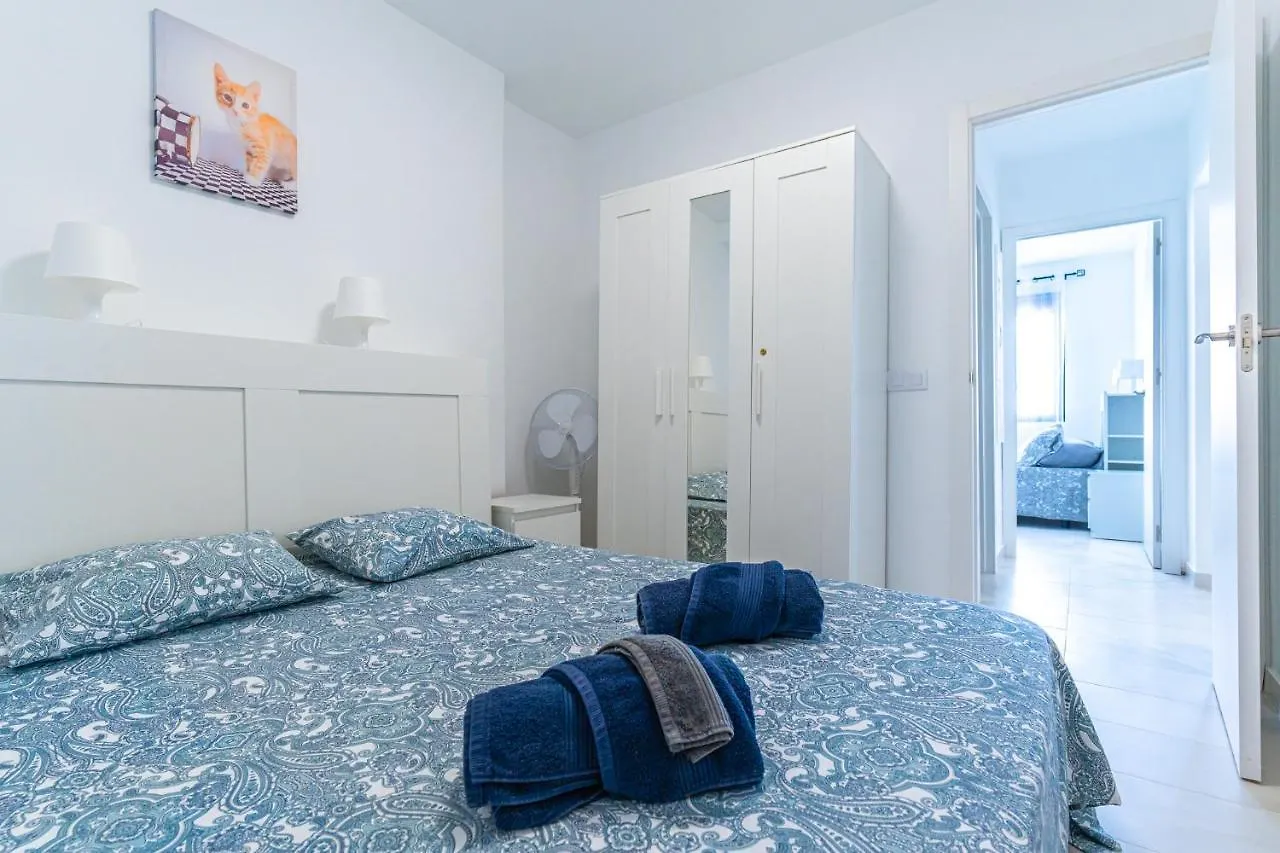 Modern 2-Bedroom Apartment With Stunning View 阿德耶